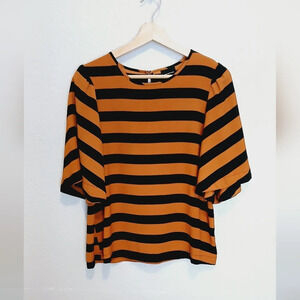 💚5/$25 Who What Wear Black & Carmel Stripe Top Size Small Oversized Sleeves